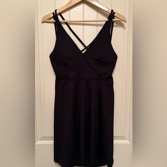 Halara Black Women's Athletic Dress - Picture 3 of 6